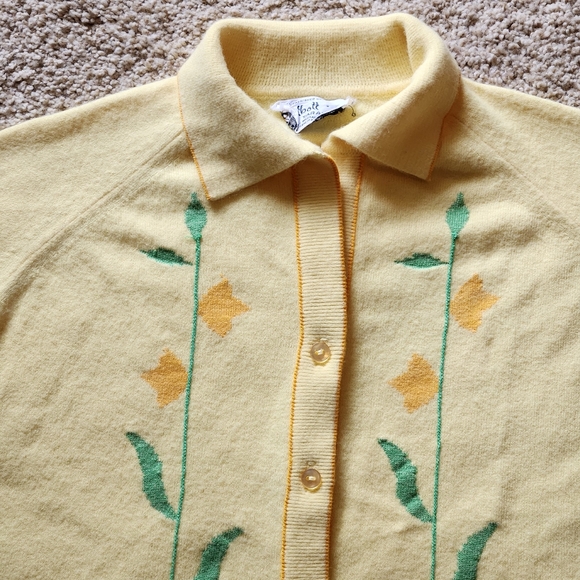 VTG Talbott Taralan Collared Cardigan Size M Color Yellow - Picture 2 of 10